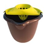 Cubo de Agua con Exprimidor